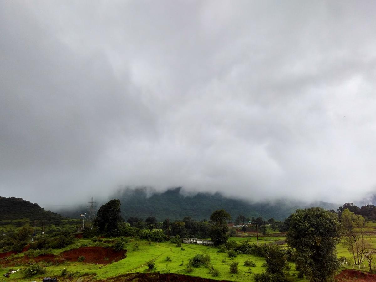 1 India Resort, Igatpuri Kültér fotó